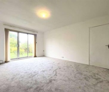 Barkham Road, Wokingham, Berkshire, RG41 - Photo 2