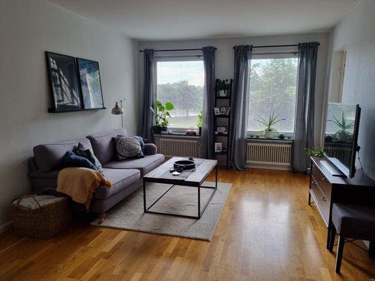 Tingvallavägen, Märsta - Photo 1