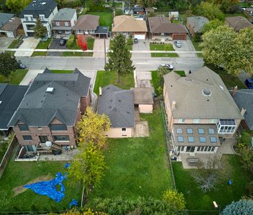 For Lease - 135 Regina Avenue, Toronto, Ontario - Photo 6