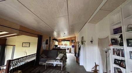 Three Bedroom Home At The Lakes - Photo 2