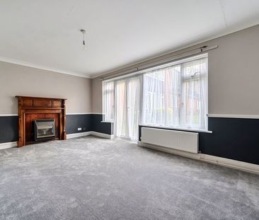 Beacon Hill Court, Hindhead - 2 bedrooms Property for lettings - Se... - Photo 4