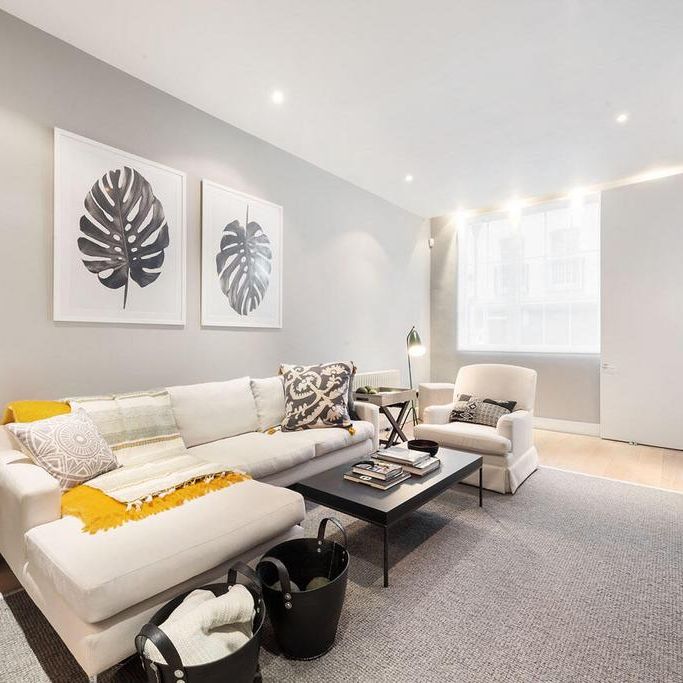 4 bedroom terraced house to rent - Photo 1