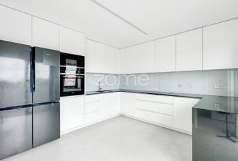 Apartamento T4 em Porto