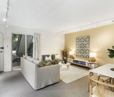 An urban sanctuary in the heart of Epsom - Photo 6