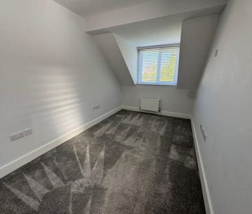 3 bedroom semi-detached house to rent - Photo 6