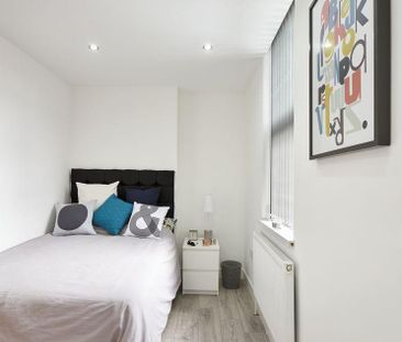 4 bedroom terraced house to rent - Photo 1