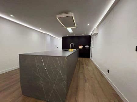 Piso de alquiler en Valencia - Guillem de Castro, El Pilar - Photo 5