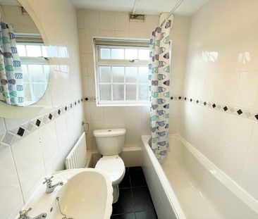 Mead Lane, Chertsey - 1 bedroomProperty for lettings - Seymours - Photo 3