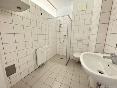 *** wunderschöne Ruhige 2-Zimmer-Wohnung **** - Balkon - zentrale Lage - - Photo 4