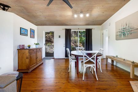 Charming Leafy Retreat - Character Home with Deck, Privacy & Style - Photo 5