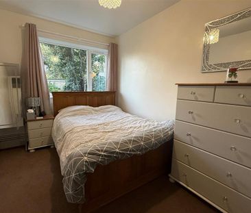 2 bedroom maisonette to rent - Photo 4