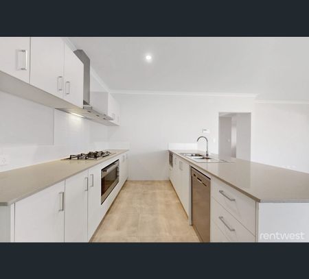 32 Hasties Rd, Yanchep, WA 6035 - Photo 5