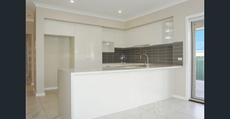 Modern Coastal Living 3 Bedroom Home - Photo 4