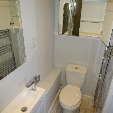 1 bedroom in a house share to rent - Photo 1