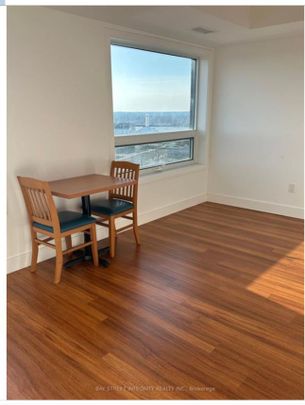 For Lease - 1 Wellington St. Street Unit# Unit 811, Brantford, Ontario - Photo 1