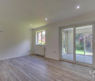 4 bedroom detached house to rent - Photo 1