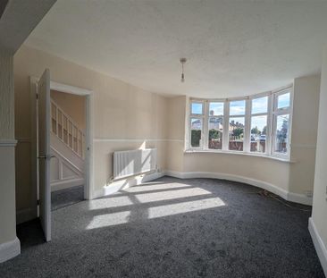 3 bedroom property to rent - Photo 3