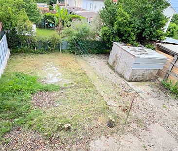 A LOUER MAISON DE90 M2 AVEC JARDIN - SECTEUR AMBES - Photo 1