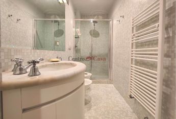 Appartamento 55 mq. di pregio, con garage e resede privata