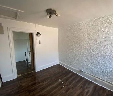 139 Rue Saint-Étienne À LOUER – 4 ½ Chauffage Inclus - Photo 2