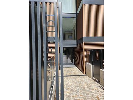 PREGASSONA-LUGANO, APPARTAMENTO 4.5 LOCALI CON GIARDINO - Photo 3