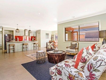 Fantastic Family Home! - Photo 4