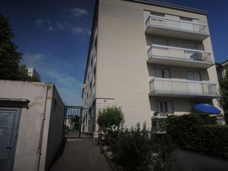 Appartement à louer - REIMS- BD HENRI VASNIER / POMMERY - Photo 5