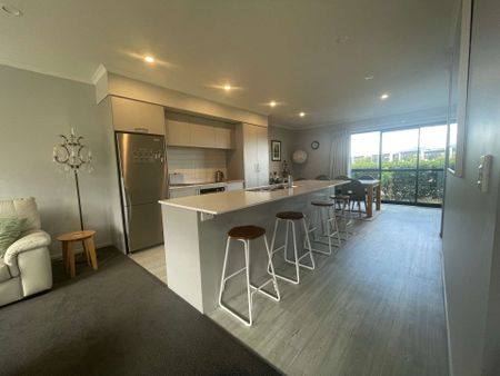 Modern and Easy-Care Living - Photo 3