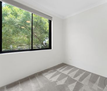 6/13 St Neot Avenue, Potts Point NSW 2011 - Apartment For Rent | Do... - Photo 3