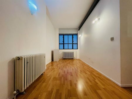 2 Bed Flat - Photo 5