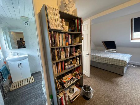 2 bedroom apartment to rent - Photo 4