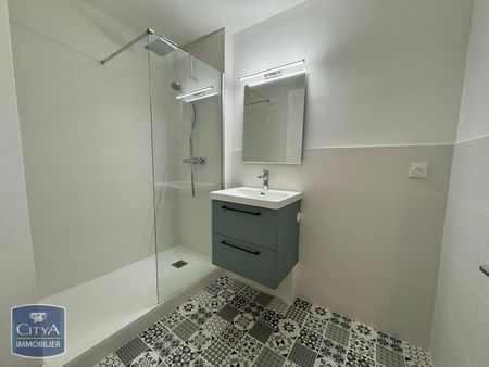Location Appartement 3 pièces 63m² CALUIRE ET CUIRE 69300 - Photo 4