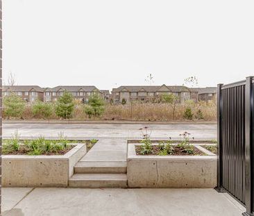 For Lease - 349 Wheat Boom Drive Unit# 107, Oakville, Ontario - Photo 5