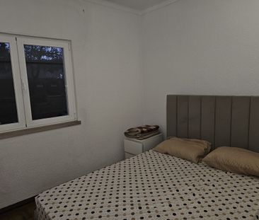 Simpática Moradia T3 com Terraço e Churrasqueira, para Arrendamento... - Photo 1