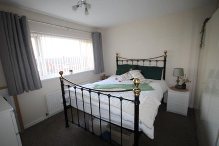 Richmond Avenue, TF2 7ES - £1,100 pcm - Photo 2