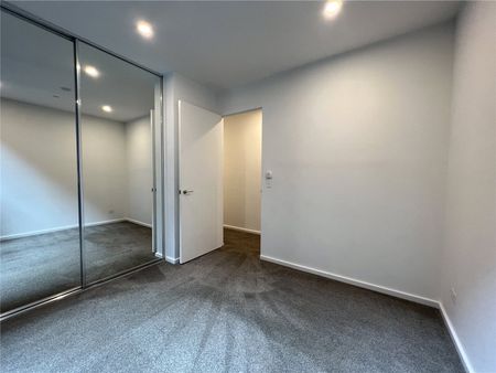 503/21 Healeys Lane - Photo 2