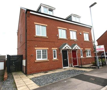 3 bedroom semi-detached house to rent - Photo 2