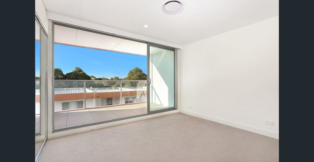 Beautifully presented terrace home on the golf course - Photo 1