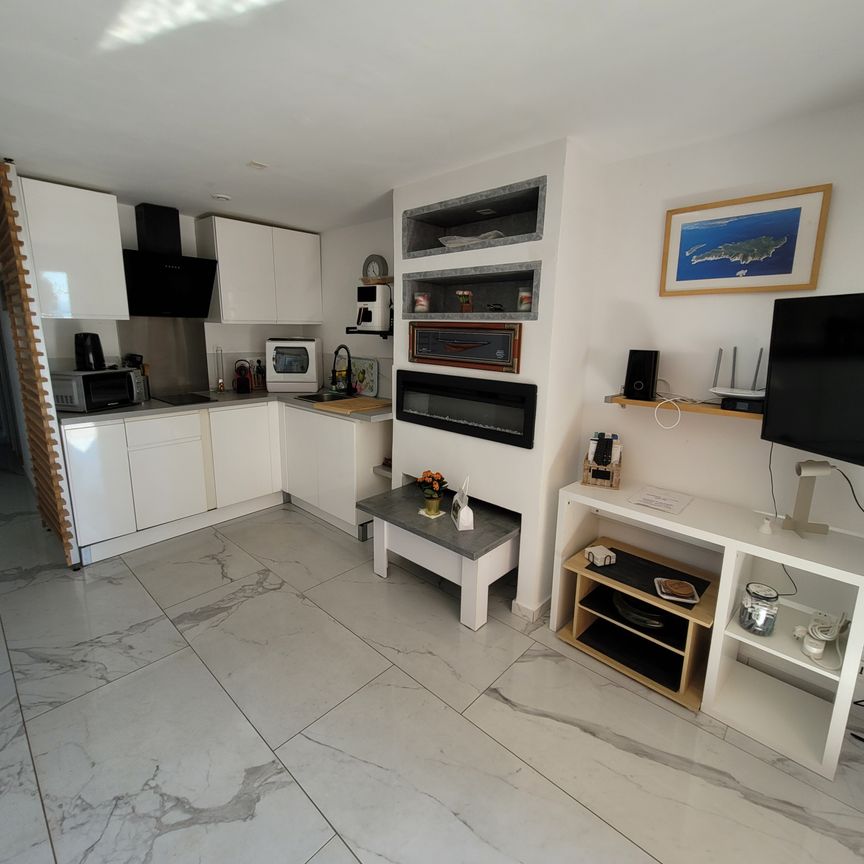 Location Appartement 3 pièces 37m² HYERES 83400 - Photo 1