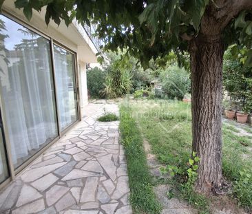 AVIGNON , Maison type 6 de 152 m² avec jardin, - Photo 5