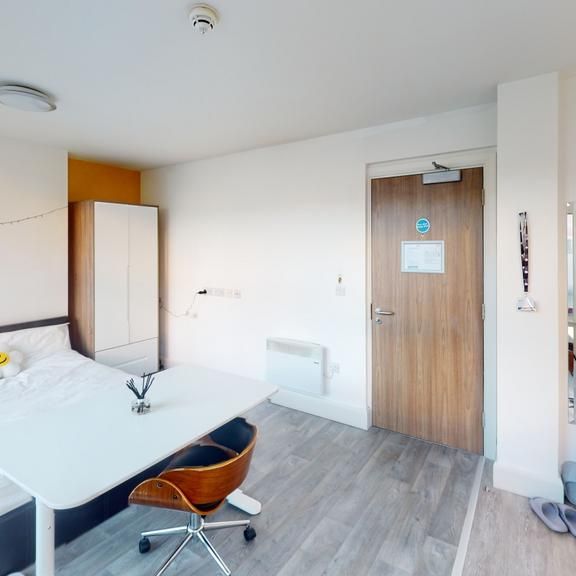 Studio to rent - Photo 1