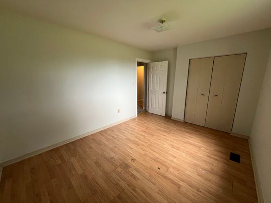 3284 Princess St. Unit 1, 3 bed, 1 bath - Photo 1