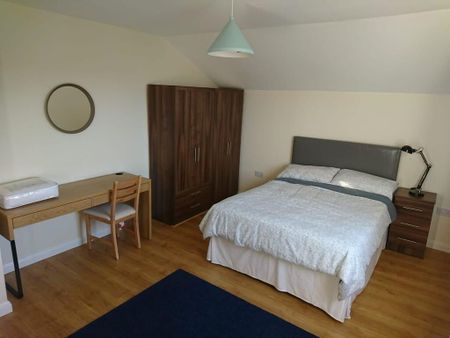 Apt 8, 5 Galway Park, Dundonald, BT16, Belfast - Photo 4