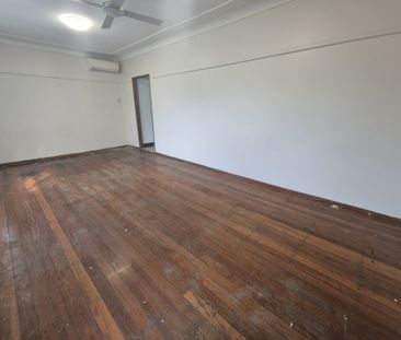 Neat & Tidy 3-Bedroom Home with Spacious Backyard! - Photo 1