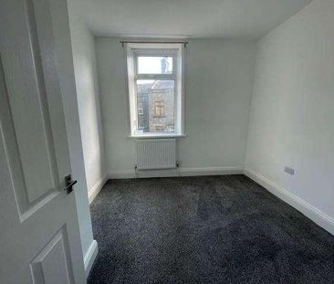 Clapham Street, Denholme, Bradford, BD13 - Photo 5