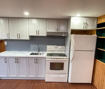 For Lease - 882 Southdown Drive Unit# Bsmt, Oshawa, Ontario - Photo 4