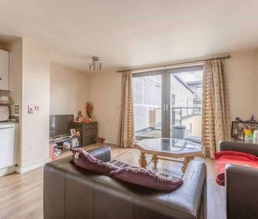 High Street, Slough, SL1 - Photo 1