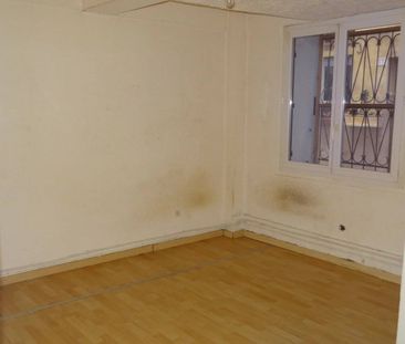 SAINT LAURENT DU VAR - VILLAGE - STUDIO RDC - Photo 2