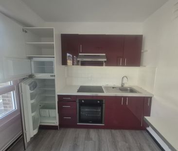 Location Appartement 2 pièces 42m² LILLE 59000 - Photo 3
