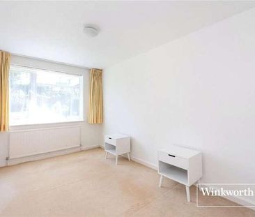Hendon Lane, Finchley, London, N3 - Photo 5